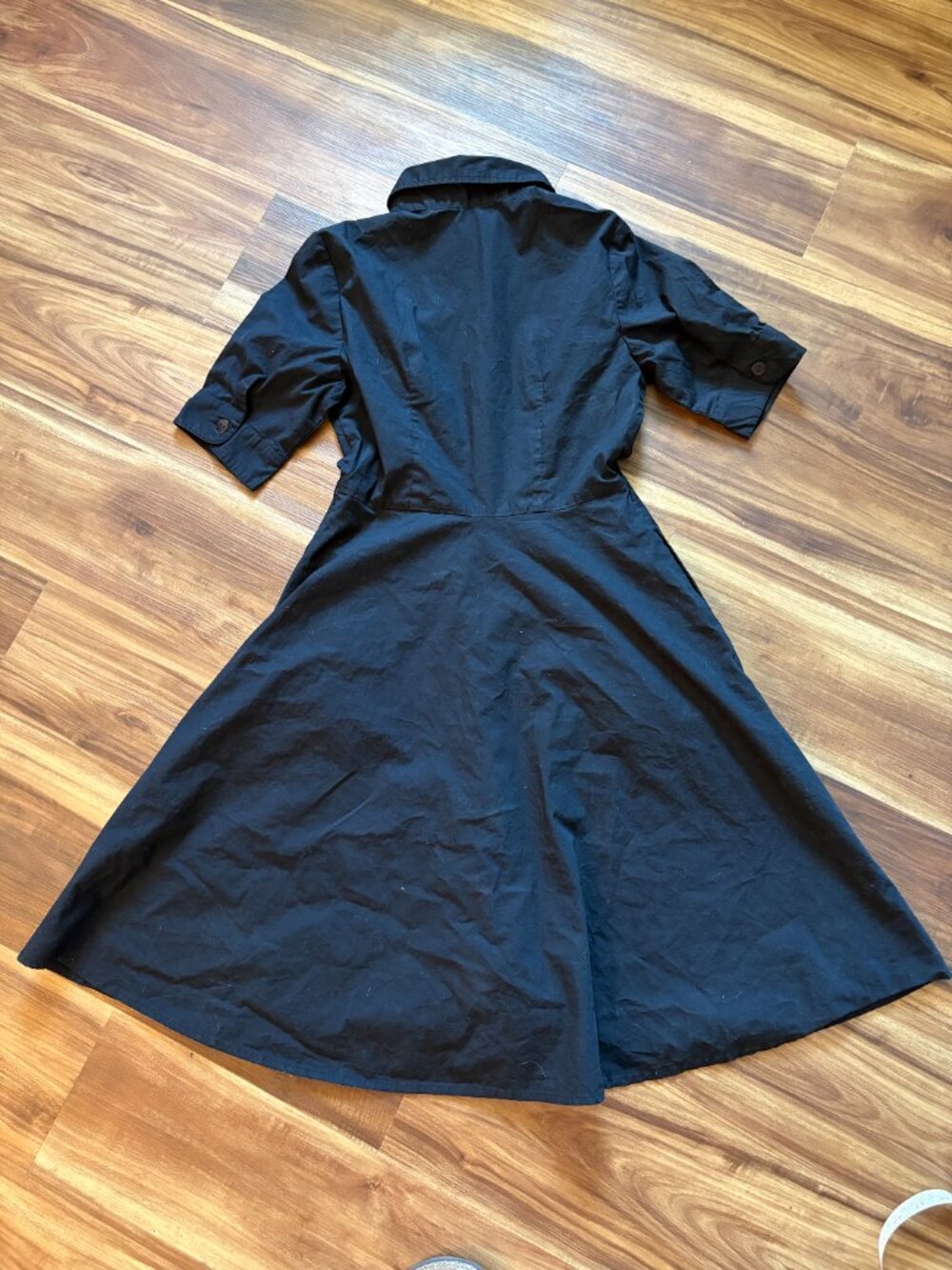Black midi shirtdress with pockets - Picture 2 of 8